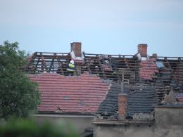Bardzo silna burza w gminie Cisek, wiele domów bez dachów