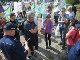 Protest na  obwodnicy Opola. "Zniszczono samorządność" 