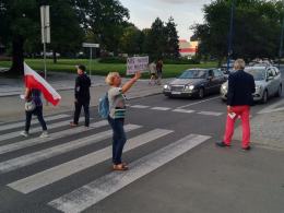 Blokowali drogę, by zwrócić uwagę na "postępującą dyktaturę PiS"