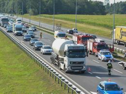 Zderzenie 6 samochodów na autostradzie A4