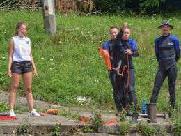 Zobacz, jak strażacy uczą się ratowania na Odrze