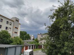 Uwaga! Nad Opolszczyzną rozciąga się silny front burzowy