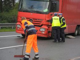 Zderzenie ciężarówek na A4, jedna osoba ranna. Kilkukilometrowy korek
