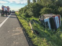 Kierowca ciężarówki poszkodowany w wypadku niedaleko Kluczborka