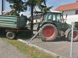 Zderzenie lancii i traktora. Dwoje dzieci odwieziono do szpitala