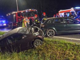 Zderzenie trzech pojazdów w lesie dąbrowskim na DK nr 46