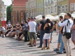 Zbierali pieniądze na operację dla Laury. Charytatywna akcja barberów w Opolu