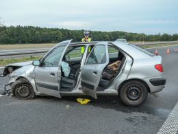 Uderzył w barierki na A4. Mieszkaniec Śląska w szpitalu