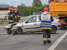 Uderzył w barierki na A4. Mieszkaniec Śląska w szpitalu
