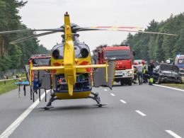 Volvo i volkswagen zderzyły się na autostradzie A4