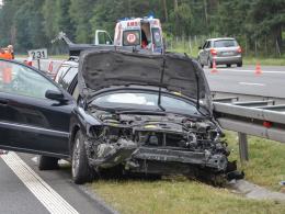 Volvo i volkswagen zderzyły się na autostradzie A4