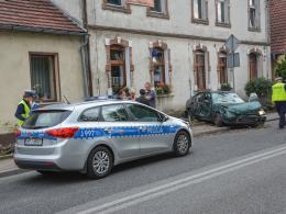Pijany kierowca wjechał w dom w Komprachcicach