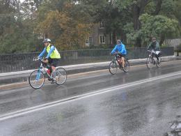 Policjanci z Opola jadą rowerami nad morze, by wspomóc Laurę Biel