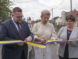Mieszkańcy Januszkowic mają już nową drogę i ścieżkę rowerową