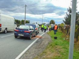 Zderzenie 4 samochodów pod Nysą. 3 osoby w szpitalu