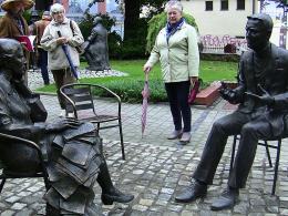 Na Wzgórzu Uniwersyteckim stanął pomnik Wojciecha Młynarskiego