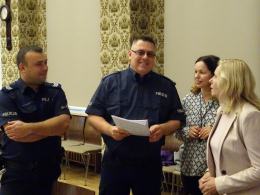 Nie daj się oszukać "na wnuczka" i "na policjanta"