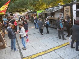 Foodtrucki w rytmie piosenki autorskiej