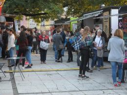 Foodtrucki w rytmie piosenki autorskiej
