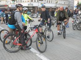 Ostatnia Masa Krytyczna w cyklicznej formie