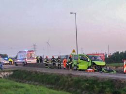 Nie chciał przejechać na czerwonym świetle, więc wjechał w nasyp
