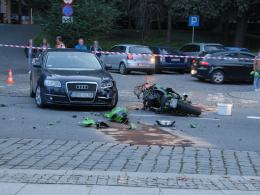 Zderzenie audi z motocyklem na Piastowskiej