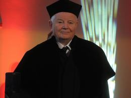 (Profesor Franciszek Kokot)