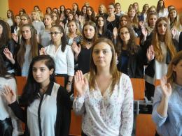 Studenci kierunków medycznych PMWSZ w Opolu zainaugurowali rok akademicki