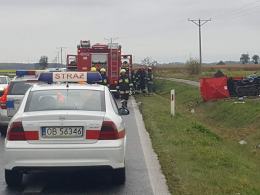 Zjechała na przeciwległy pas pod koła tira. Zginęła na miejscu