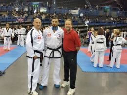 Policjanci z Brzegu na zawodach Taekwon-do w Anglii
