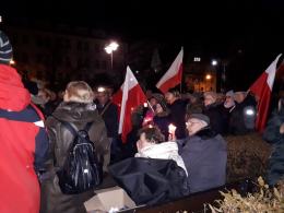 "Łańcuch Światła" w obronie Sądów: "Nie oddamy niezależności sądownictwa"