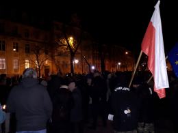 "Łańcuch Światła" w obronie Sądów: "Nie oddamy niezależności sądownictwa"