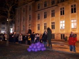 "Łańcuch Światła" w obronie Sądów: "Nie oddamy niezależności sądownictwa"