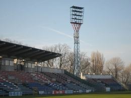 Nowe jupitery już niedługo oświetlą stadion Odry Opole 