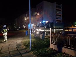 Podejrzany ładunek na podwórku w Ozimku. Ewakuowano 20 osób
