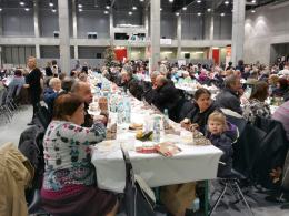 Ponad 1700 paczek świątecznych czekało na gości "Wigilii dla bezdomnych"