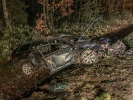 Bierdzany: Nietrzeźwy kierowca skończył w rowie. Doznał wielu obrażeń ciała.