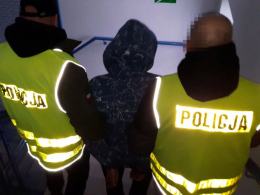 Podejrzany o podwójne zabójstwo zatrzymany przez policjantów