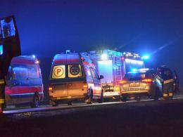 Nietrzeźwy kierowca wyprzedzał na trzeciego na obwodnicy. 4 osoby ranne