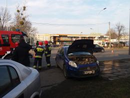 Zderzenie dwóch pojazdów na ul. Dambonia. Jedna osoba odniosła obrażenia