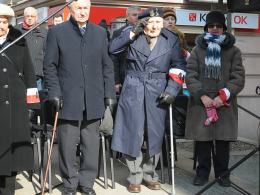 W Opolu okolicznościową tablicą upamiętniono ofiary UB