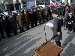 W Opolu okolicznościową tablicą upamiętniono ofiary UB