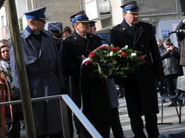 W Opolu okolicznościową tablicą upamiętniono ofiary UB