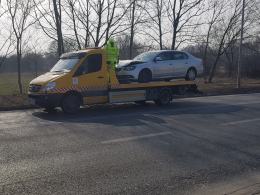 Zderzenie 3 samochodów w Opolu. Ranne 3 osoby