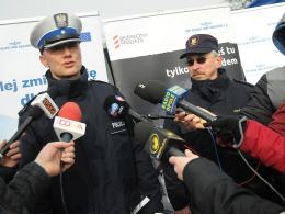Policja ze Strażą Ochrony Kolei wzmacniają świadomość kierowców na przejazdach kolejowych