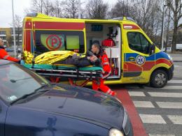Starszy mężczyzna potrącony na przejeździe dla rowerzystów