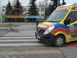 Starszy mężczyzna potrącony na przejeździe dla rowerzystów