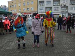 Taneczny korowód na początek obchodów Światowego Dnia Zespołu Downa