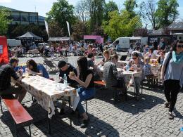 Food Trucki zawładnęły parkingiem przed amfiteatrem