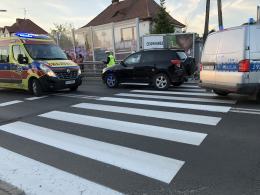 Kobieta prowadząca wózek została potrącona na przejściu dla pieszych